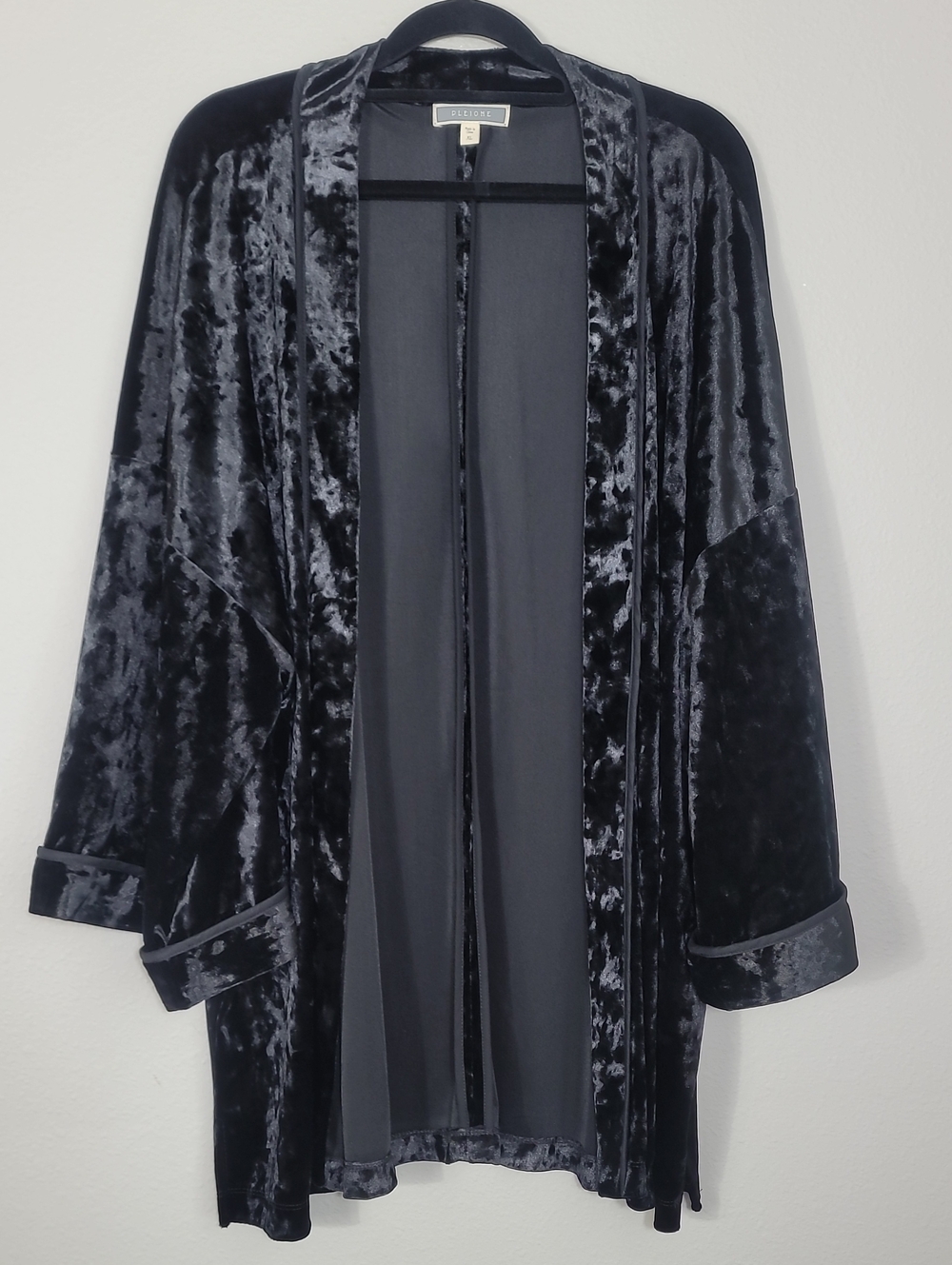 Pleione Velvet Open Cardigan Duster Size XL Black Whimsigoth